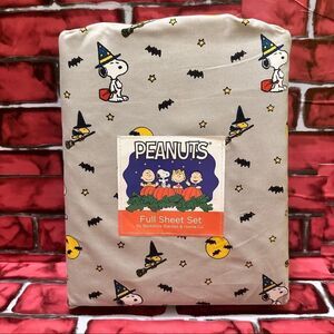 Peanuts Snoopy Halloween full sheet set